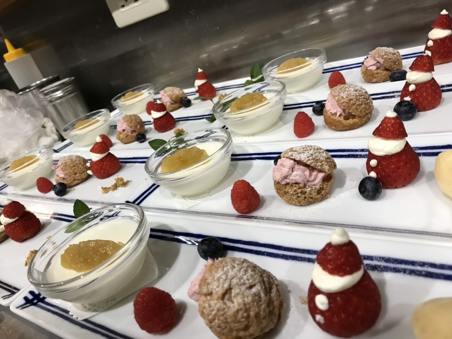 今週末からクリスマスチキン、コースが始まります