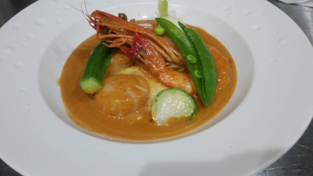 帆立貝と海老のフリカッセ｜横浜関内ビストロ ドゥ・シエル