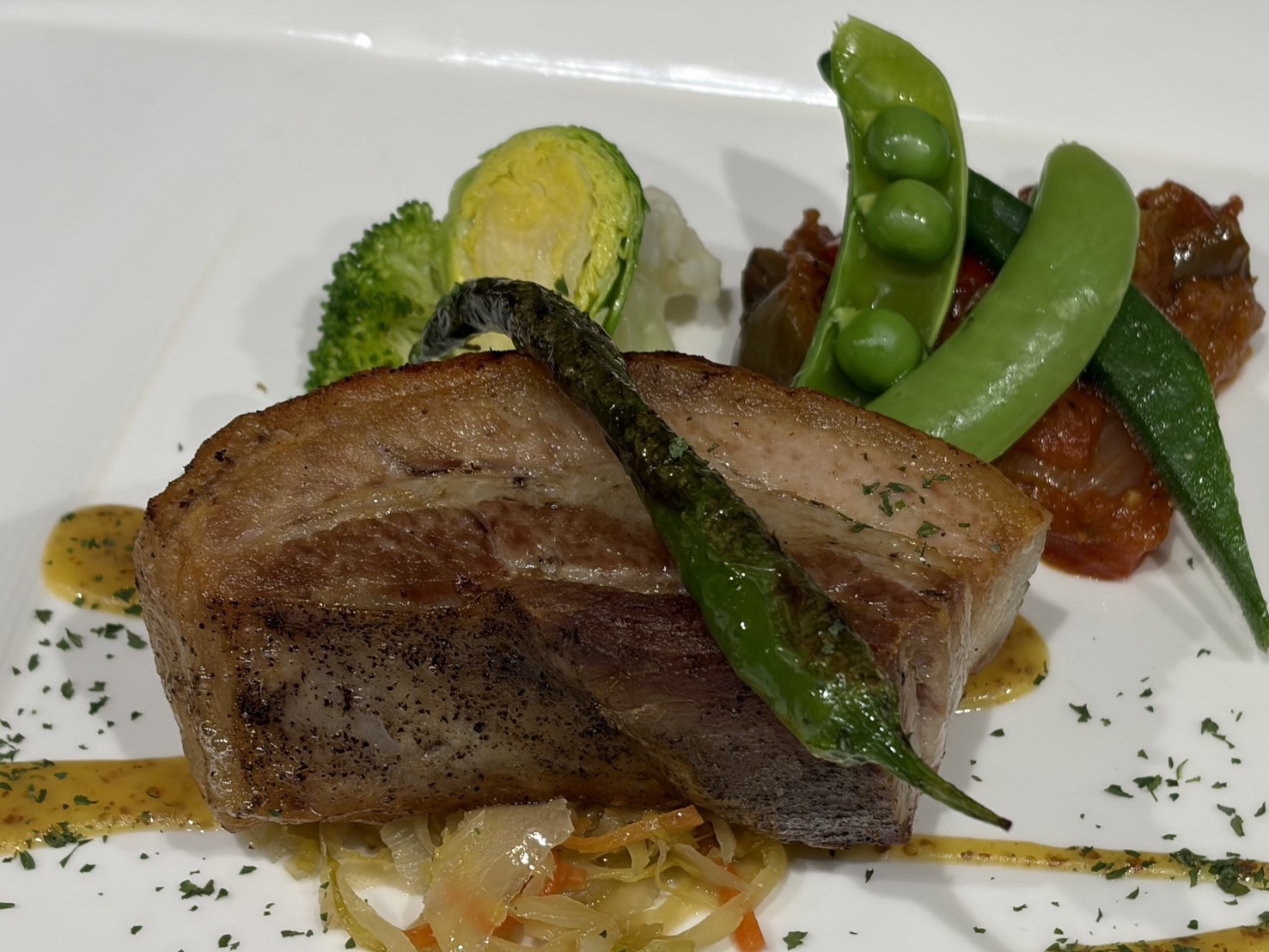 米沢豚バラ肉のコンフィ